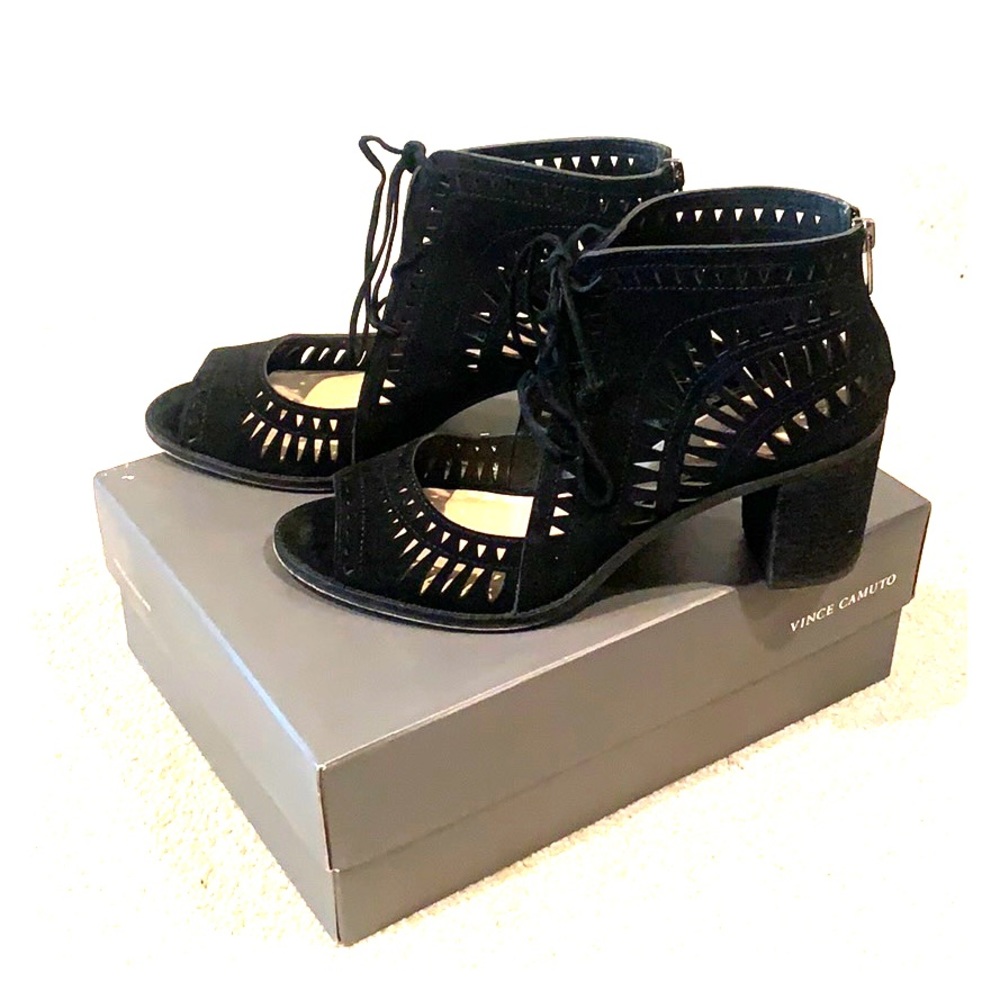 Vince Camuto block heel black (size 11)